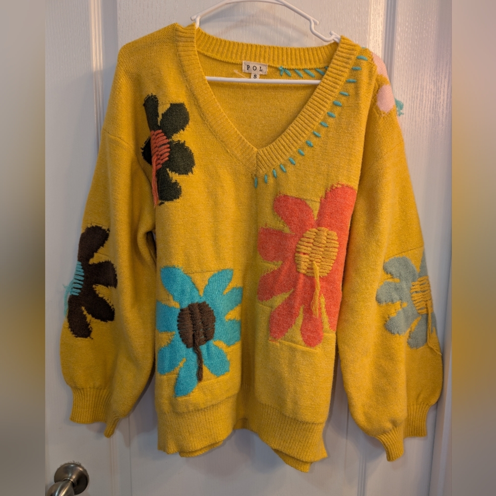 NWOT POL Yellow Floral Women's Sweater Sz Small